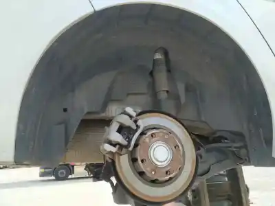Peça sobressalente para automóvel em segunda mão cave de roda traseira direita por peugeot 208 (p2) allure referências oem iam 9823308480