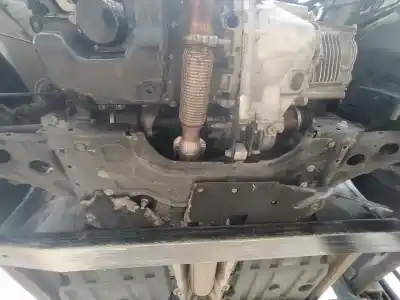 Peça sobressalente para automóvel em segunda mão charrió / suporte de eixo dianteiro por peugeot 208 (p2) allure referências oem iam 9834696980