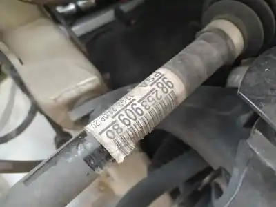 Peça sobressalente para automóvel em segunda mão transmissão dianteira direita por peugeot 208 (p2) allure referências oem iam 9825390980