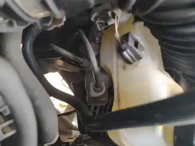 Pezzo di ricambio per auto di seconda mano POMPA FRENI per DACIA DUSTER II  Riferimenti OEM IAM 460117392R  