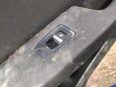Автозапчастина б/у передній правий віконний вимикач для RENAULT CLIO V ZEN Посилання на OEM IAM 254019868R  