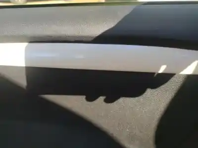 Pièce détachée automobile d'occasion  pour FIAT PUNTO (EVO) (199)  Références OEM IAM 51786728  