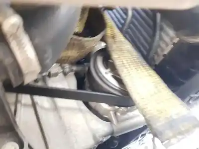 Автозапчастина б/у КОМПРЕСОР КОНДИЦИОНЕРА для FORD FIESTA VII (HJ, HF)  Посилання на OEM IAM 2469393  