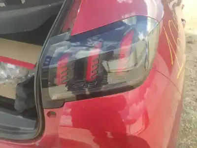 Автозапчастина б/у правий ліхтар для PEUGEOT 208 II (UB_, UP_, UW_, UJ_) 1.2 PURETECH 100 Посилання на OEM IAM 9823216680  