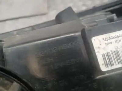 Peça sobressalente para automóvel em segunda mão farol / farolim direito por kia cee'd (jd) 1.6 crdi 136 referências oem iam 92102a2350 92102a2xxx 