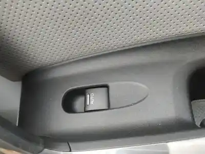 Автозапчастина б/у передній правий віконний вимикач для honda cr-z (zf) 1.5 ima (zf1) посилання на oem iam 35760swaj01