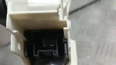 Автозапчастина б/у регулятор переднього правого скла для audi q3 (8ub, 8ug) 2.0 tdi quattro посилання на oem iam 8u0837462 021926893105 