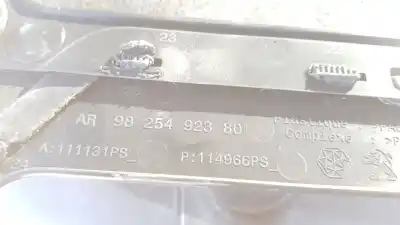 Автозапчастина б/у крішка двигуна для peugeot 208 ii (ub_, up_, uw_, uj_) 1.2 puretech 100 посилання на oem iam 9825492380