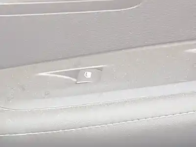 Автозапчастина б/у передній правий віконний вимикач для peugeot 208 ii (ub_, up_, uw_, uj_) 1.2 puretech 100 посилання на oem iam 98044803zd