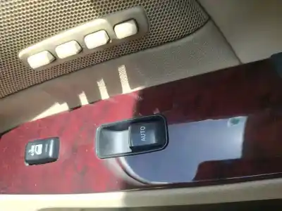 Автозапчастина б/у передній правий віконний вимикач для LEXUS IS II (_E2_) 250 (GSE20) Посилання на OEM IAM 8403053020  
