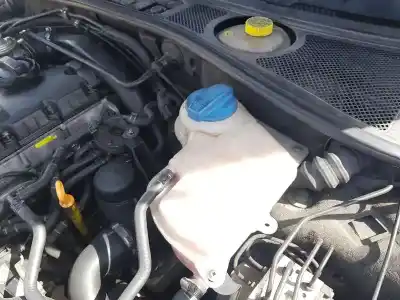 Автозапчастина б/у розширення депозит для audi a4 b5 (8d2) 1.9 tdi посилання на oem iam 8d0121403l