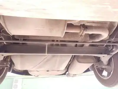 Автозапчастина б/у задня вісь для audi a4 b5 (8d2) 1.9 tdi посилання на oem iam 8d0500047c