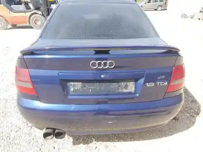 Автозапчастина б/у крішка багажника для audi a4 b5 (8d2) 1.9 tdi посилання на oem iam 8d5827023n