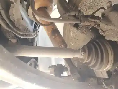 Автозапчасти б/у передняя правая трансмиссия за AUDI A4 B5 (8D2) 1.9 TDI ссылки OEM IAM 8D0407272CL  