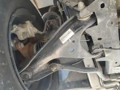 Автозапчастина б/у передній правий нижний рычаг підвіски для renault express advance посилання на oem iam 545006623r  