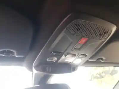 Peça sobressalente para automóvel em segunda mão luz interior por opel corsa f 1.2 (68) referências oem iam 6362ar