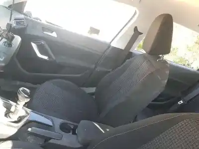 Автозапчастина б/у передне праве сиділо для PEUGEOT 308 II (LB_, LP_, LW_, LH_, L3_) 1.5 BLUEHDI 100 Посилання на OEM IAM   