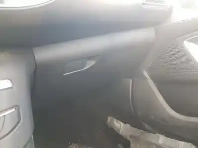 Автозапчасти б/у бардачок за PEUGEOT 308 II (LB_, LP_, LW_, LH_, L3_) 1.5 BLUEHDI 100 ссылки OEM IAM 16108048ZD  