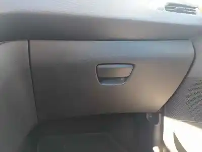 Piesă de schimb auto la mâna a doua torpedou pentru peugeot 208 style referințe oem iam 96738112zd