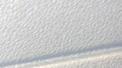 Peça sobressalente para automóvel em segunda mão elevador de vidros dianteiro direito por jeep avenger (j2) electric referências oem iam 52232931