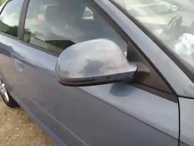 Автозапчастина б/у правий задний огляд для audi a3 (8p) attration посилання на oem iam 8p1858532db
