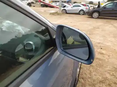 Автозапчастина б/у правий задний огляд для audi a3 (8p) attration посилання на oem iam 8p1858532db  