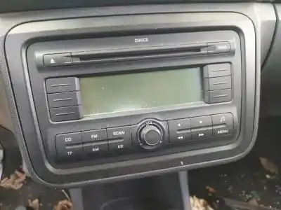 Автозапчастина б/у аудіо система / радіо cd для skoda fabia ii (542) 1.9 tdi посилання на oem iam 5j0035161