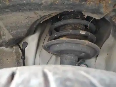 Peça sobressalente para automóvel em segunda mão Amortecedor Dianteiro Direito por TOYOTA YARIS Active Referências OEM IAM 485100D870  