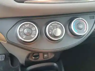 Peça sobressalente para automóvel em segunda mão Comando De Sofagem (chauffage / Ar Condicionado)  por TOYOTA YARIS Active Referências OEM IAM 559030D340  