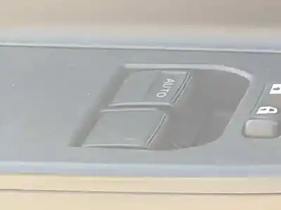 Peça sobressalente para automóvel em segunda mão botão / interruptor elevador vidro dianteiro esquerdo por toyota yaris active referências oem iam 848200d200