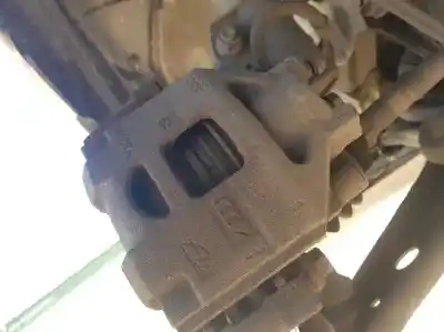Peça sobressalente para automóvel em segunda mão pinça de travão dianteira direita por toyota yaris active referências oem iam 477300d070