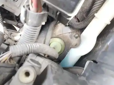 İkinci el araba yedek parçası DIREKSIYON POMPASI için VOLKSWAGEN POLO (9N_, 9A_)  OEM IAM referansları 6R0423156C  