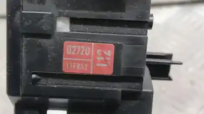 Second-hand car spare part indicator switch for toyota auris hybrid active oem iam references 0272017f852  