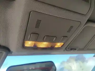 Автозапчасти б/у внутренний свет за audi a2 (8z0) 1.4 tdi ссылки oem iam 8z0947111d
