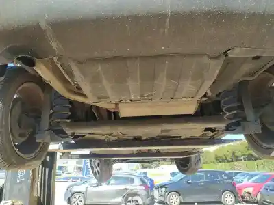 Автозапчасти б/у задний мост за audi a2 (8z0) 1.4 tdi ссылки oem iam 8z0500051ab