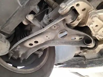 Recambio de automóvil de segunda mano de BRAZO SUSPENSION INFERIOR DELANTERO DERECHO para VW GOLF VI (5K1)  referencias OEM IAM 1K0407152BC  