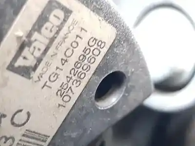 Автозапчастина б/у генератор для audi a3 (8p1) 1.9 tdi посилання на oem iam 06f903023c  