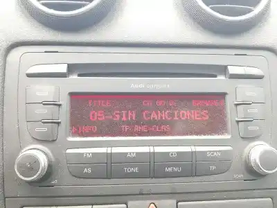 Peça sobressalente para automóvel em segunda mão sistema de áudio / rádio cd por audi a3 (8p1) 1.9 tdi referências oem iam 8p0035186p 7647026380 