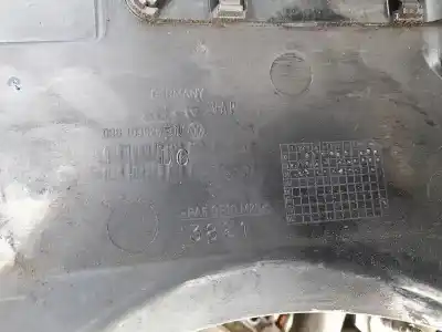Pièce détachée automobile d'occasion COUVERT DE MOTEUR pour VOLKSWAGEN PASSAT B5.5 (3B3)  Références OEM IAM 038103925EN  