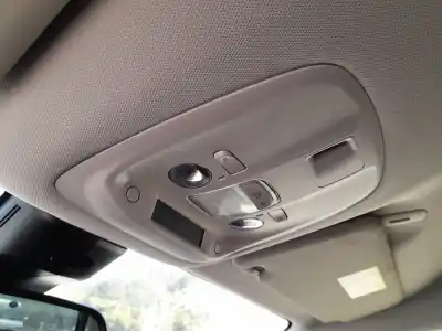 Recambio de automóvil de segunda mano de LUZ INTERIOR para PEUGEOT TRAVELLER AUTOBÚS (V_)  referencias OEM IAM 6362AS  