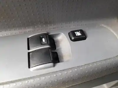 Автозапчасти б/у выключатель левого переднего окна за mitsubishi colt vi (z3_a, z2_a) 1.5 di-d (z39a) ссылки oem iam 8608a076
