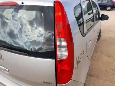 Автозапчасти б/у правый задний фонарь за mitsubishi colt vi (z3_a, z2_a) 1.5 di-d (z39a) ссылки oem iam 8330a234
