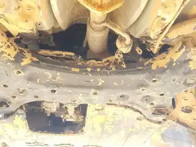 Автозапчастина б/у передня вісь для kia stonic (yb) 1.0 t-gdi eco-dynamics+ посилання на oem iam 62400h8510