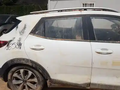 Автозапчастина б/у двері задні праві для kia stonic (yb) 1.0 t-gdi eco-dynamics+ посилання на oem iam 77004h8401