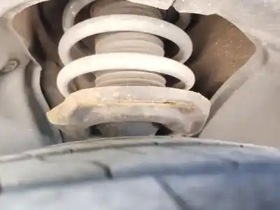 Second-hand car spare part Front Right Shock Absorber for MAZDA CX-30 (DM) SKYACTIV-X M HYBRID OEM IAM references DFS434700  