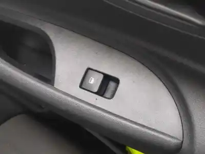 Second-hand car spare part REAR LEFT POWER WINDOW SWITCH for HYUNDAI I 20  OEM IAM references 93581Q00004X  
