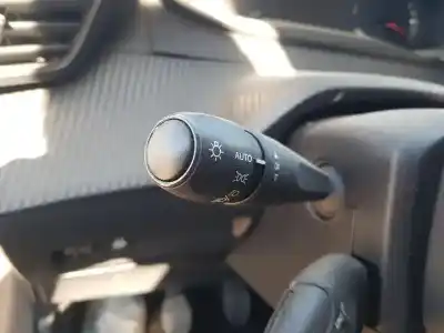 Автозапчастина б/у команда чистити для peugeot 208 ii (ub_, up_, uw_, uj_) 1.2 puretech 100 посилання на oem iam 98369259zd  