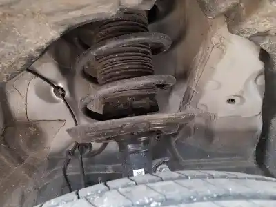 Автозапчастина б/у передній правий амортизатор для toyota aygo x (_b7_) 1.0 vvt-i (kgb70) посилання на oem iam 485100h090