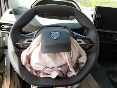 Pièce détachée automobile d'occasion VOLANT pour PEUGEOT PARTNER FURGONETA/MONOVOLUMEN (K9)  Références OEM IAM 98185157ZD  