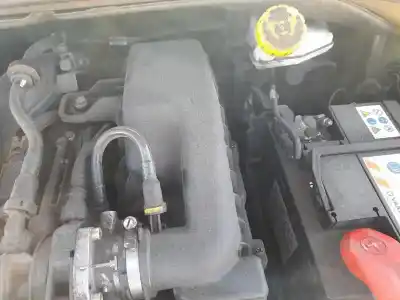 Second-hand car spare part air filter support for citroen c-elysee (dd_) 1.2 vti 82 oem iam references 9826454780